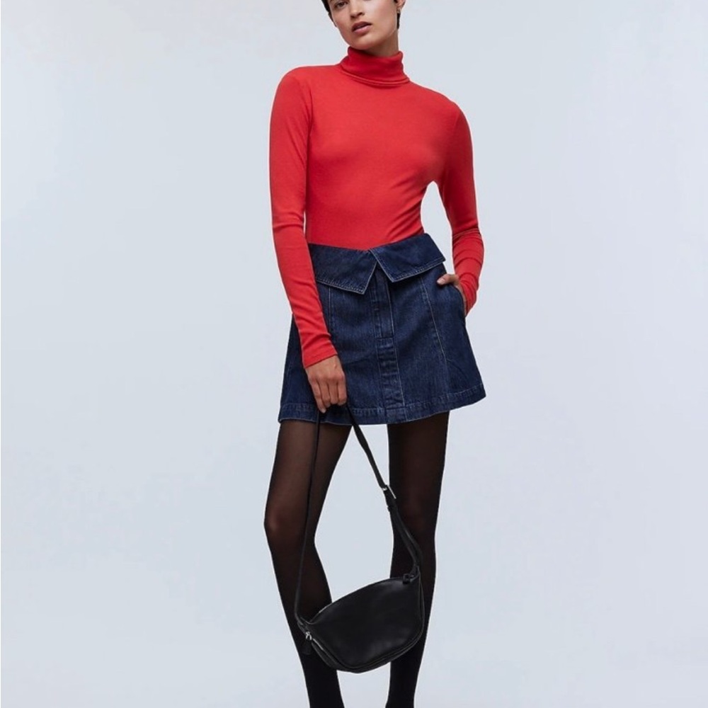 Madewell denim mini skirt, size 23